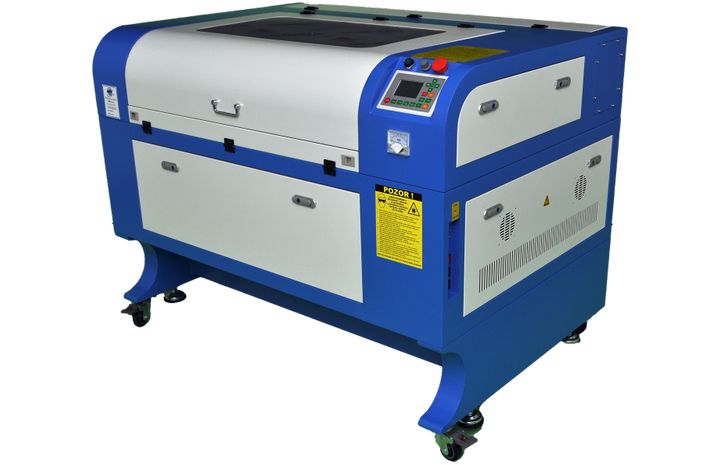 Lasersko_gravirni_stroj_FL_690_3x800x800