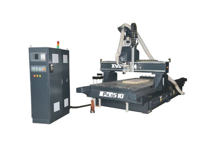 4 osni CNC stroji